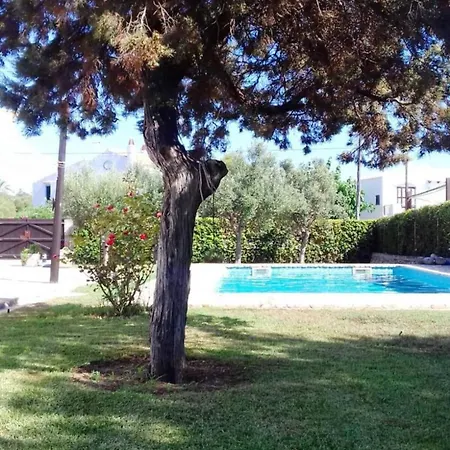 Privada Con Piscina Y Jardin A 200 Metros De La Playa