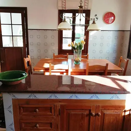 Privada Con Piscina Y Jardin A 200 Metros De La Playa Holiday home *